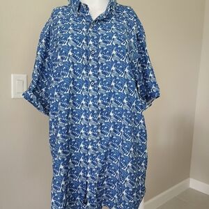 Robert Graham Blue and White Casual Button Down Shirt